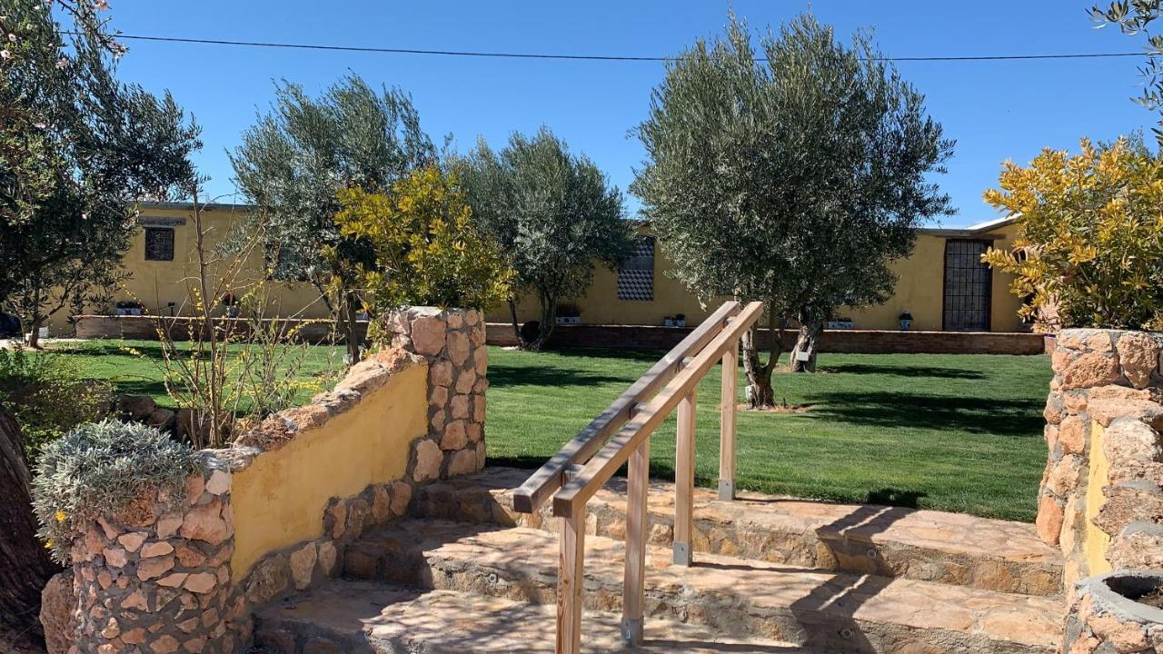 Cortijo Bustamante Guest House Baza Bagian luar foto
