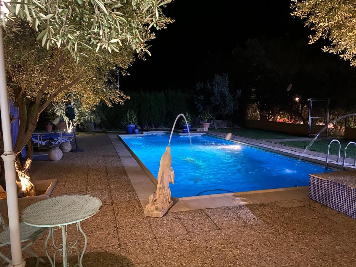 Cortijo Bustamante Guest House Baza Bagian luar foto