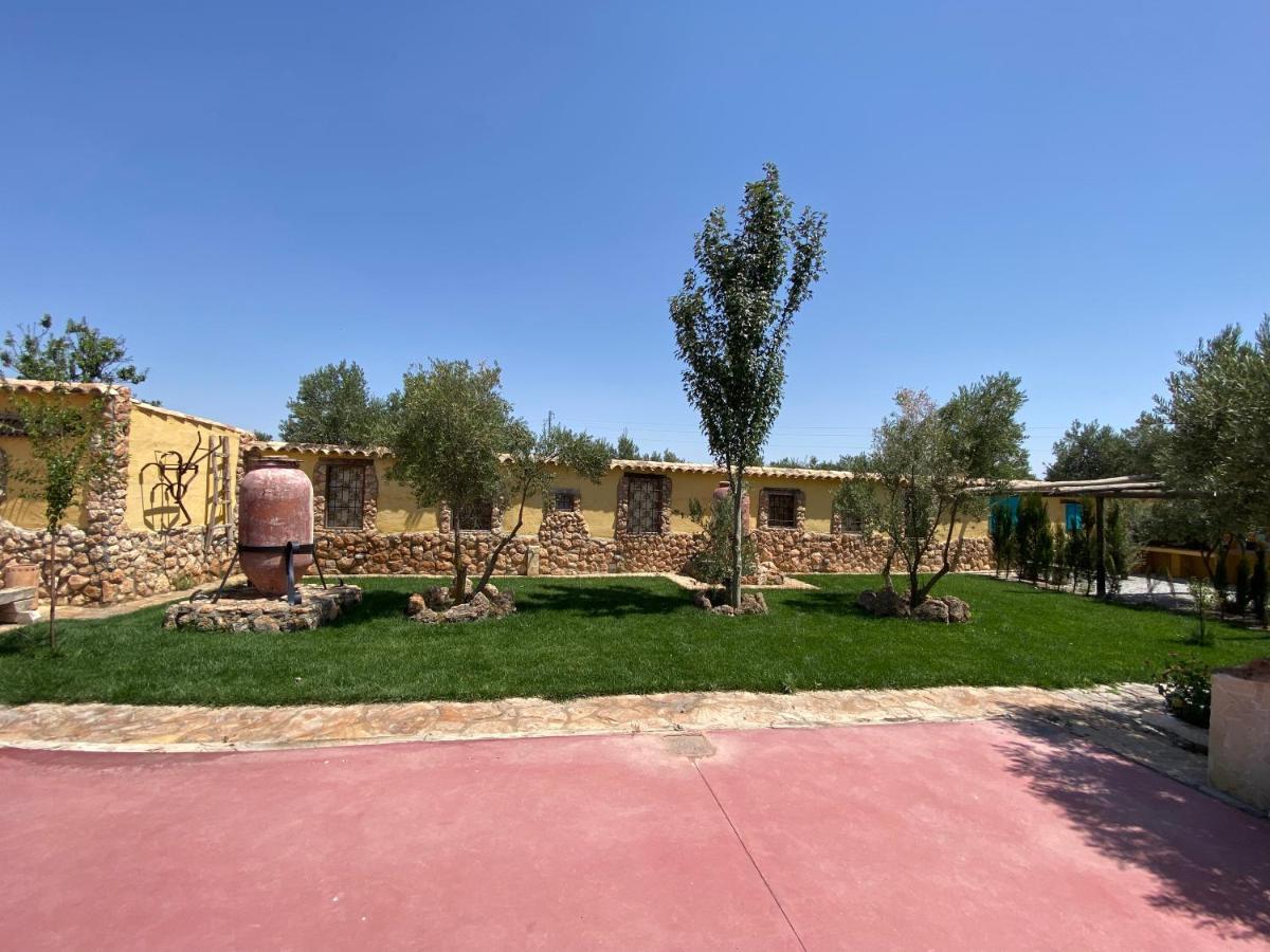 Cortijo Bustamante Guest House Baza Bagian luar foto