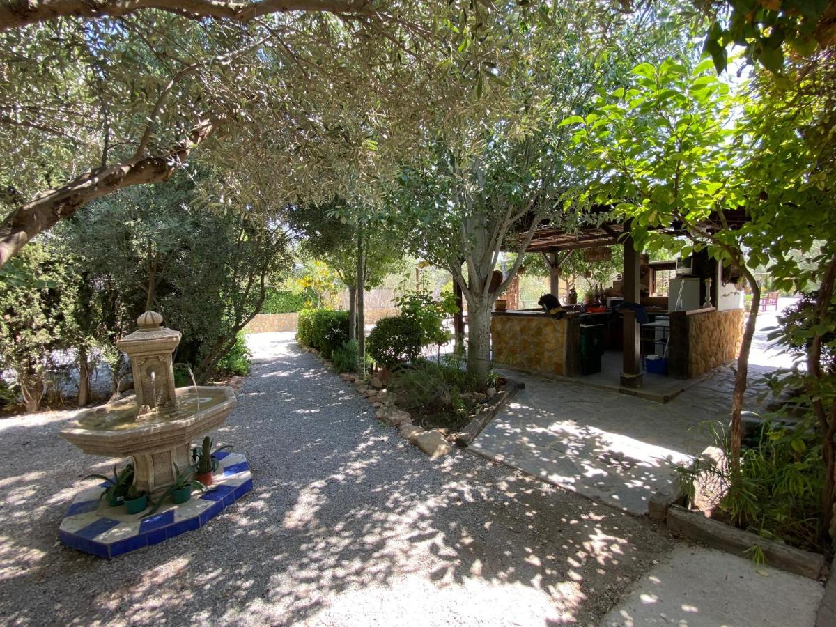 Cortijo Bustamante Guest House Baza Bagian luar foto