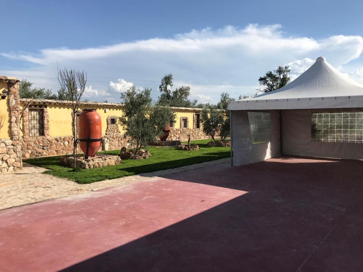 Cortijo Bustamante Guest House Baza Bagian luar foto
