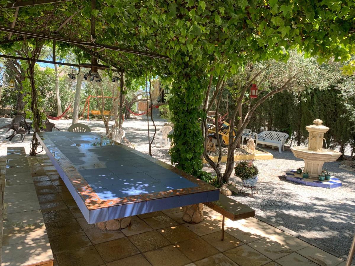 Cortijo Bustamante Guest House Baza Bagian luar foto