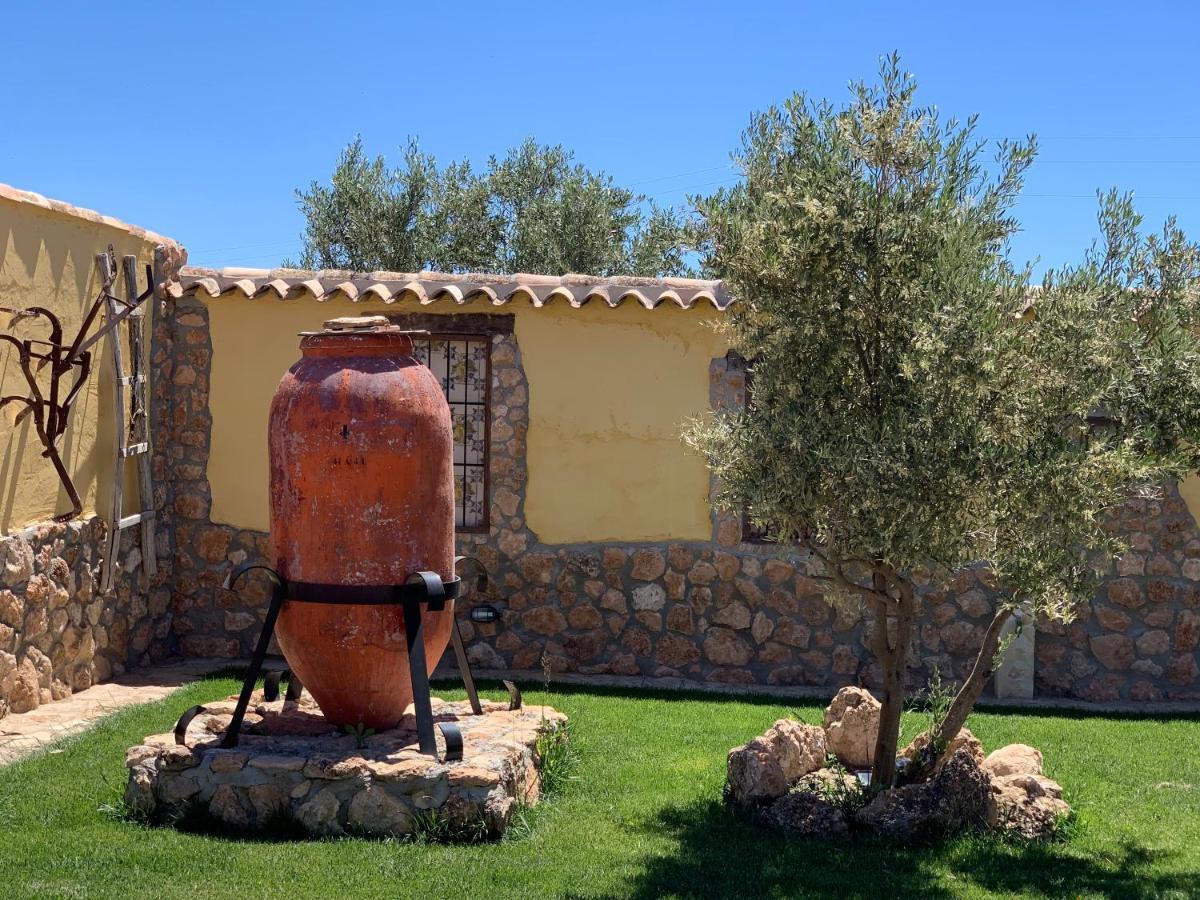 Cortijo Bustamante Guest House Baza Bagian luar foto